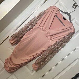 Chic Me Pink Dress with Sequin Sleeves, New only tried on! Size XL